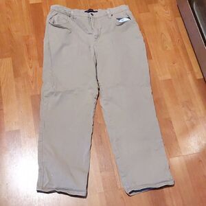 𝅺18s 18 short Gloria Vanderbilt jeans taupe khaki tan see desc stretch A